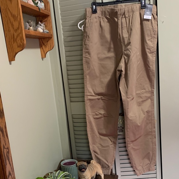 NWT Men's Tan Pants - Picture 1 of 8